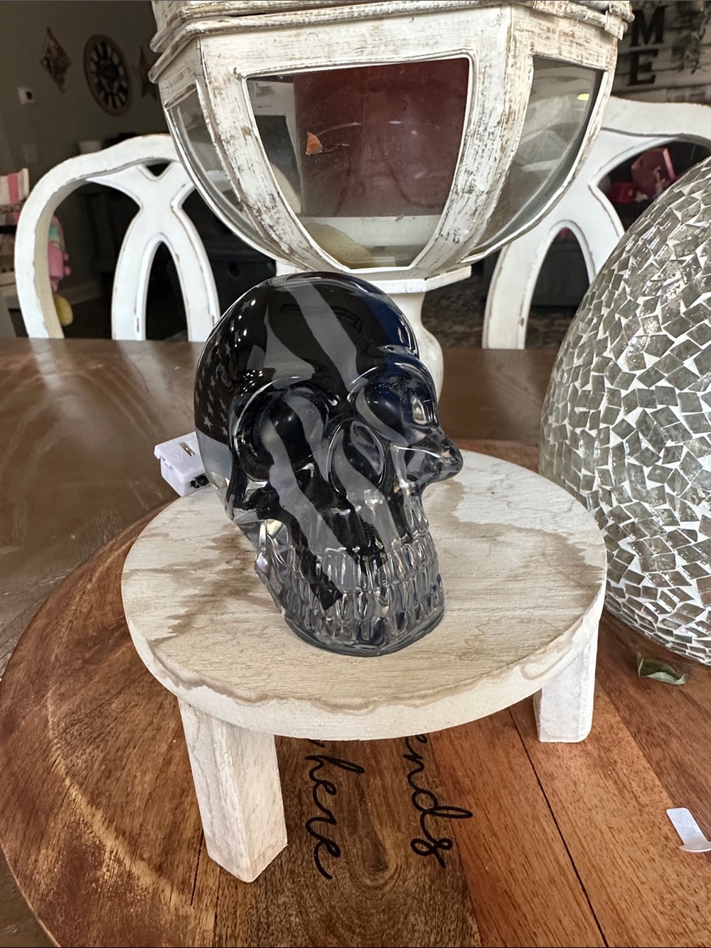 Epoxy resin skull with police flag🚔-
